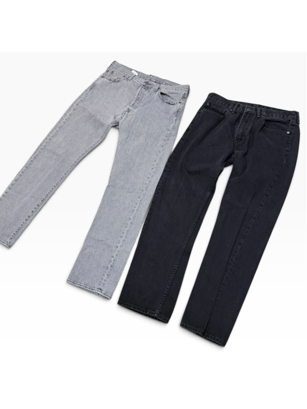 BUNDLE Men's Levi's Straight Jeans Bundle, Grey and Black BOTH SIZE 33x32